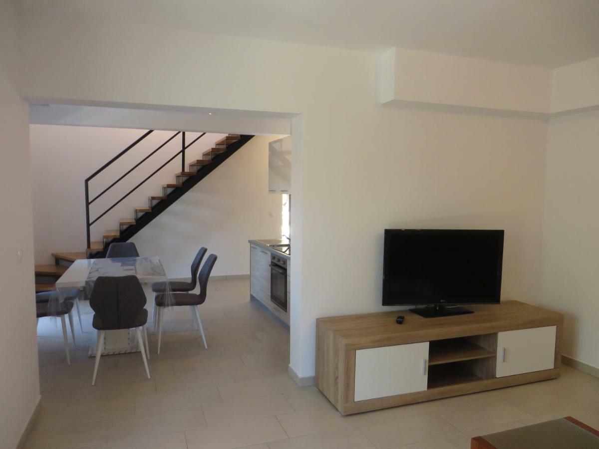 Luka Apartments Biograd Na Moru Exterior photo