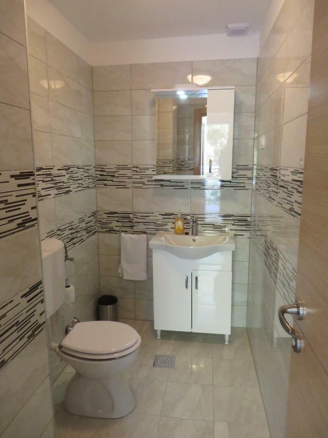 Luka Apartments Biograd Na Moru Exterior photo