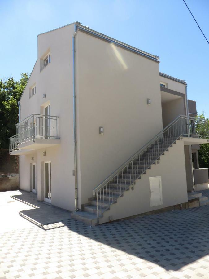 Luka Apartments Biograd Na Moru Exterior photo