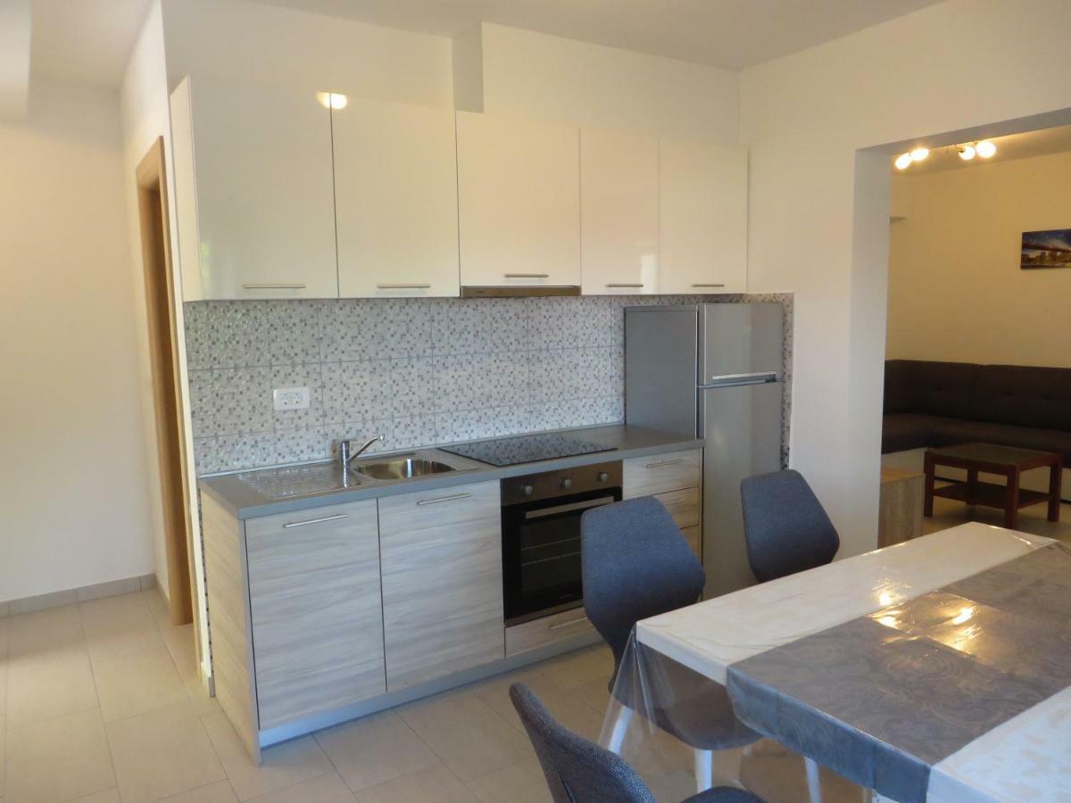 Luka Apartments Biograd Na Moru Exterior photo