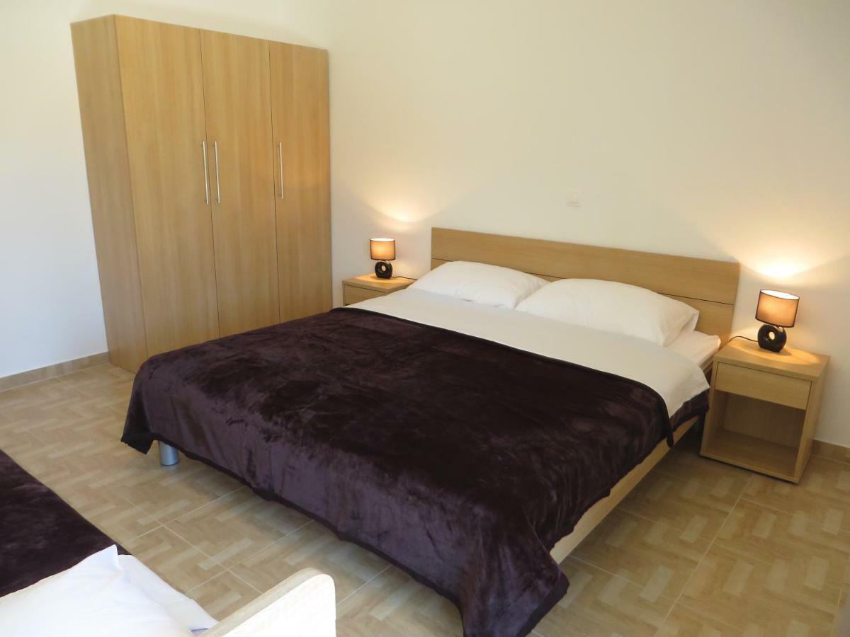 Luka Apartments Biograd Na Moru Exterior photo