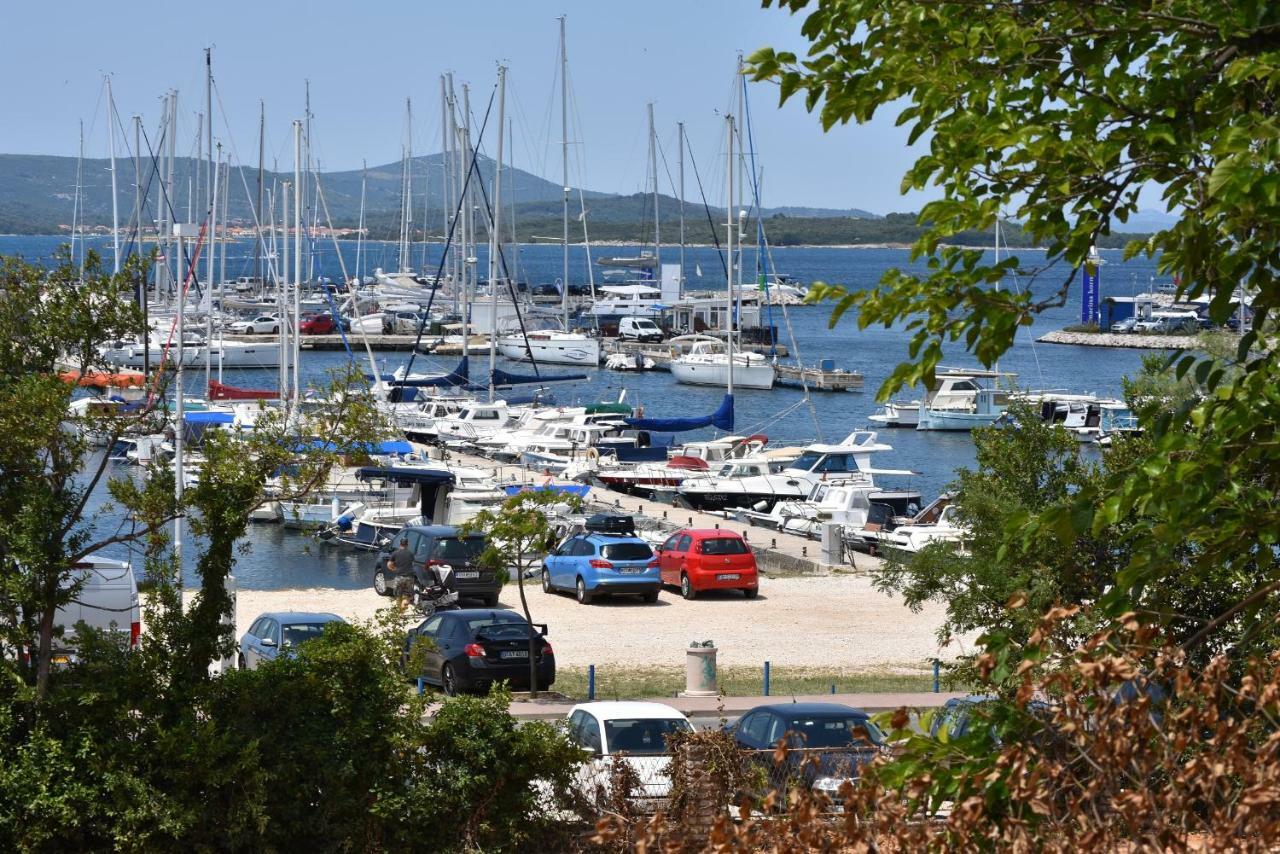 Luka Apartments Biograd Na Moru Exterior photo